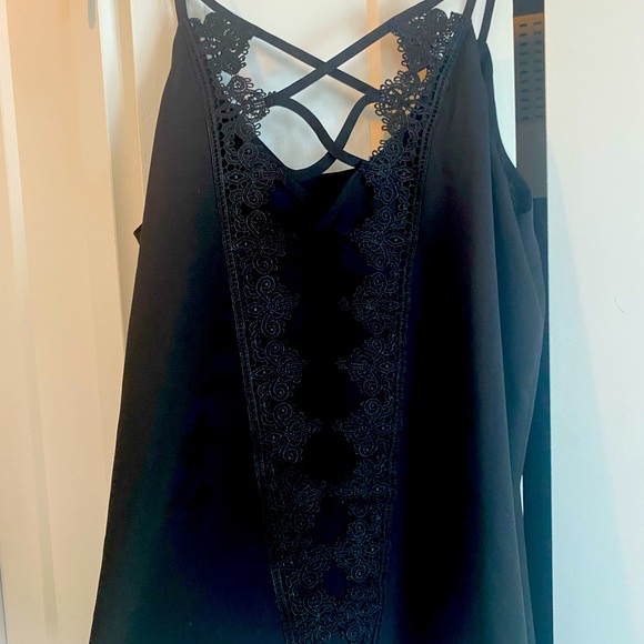 Kismet Strappy Tank Top with Lace Back - Picture 3 of 3